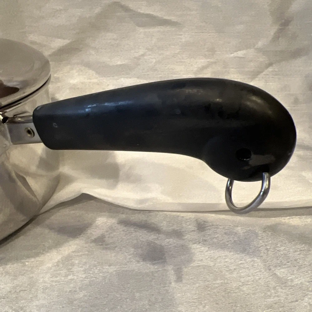 VTG Revere Ware 2qt Sauce Pan 18/10 Stainless Steel & Lid‎  - Clinton ILL USA